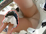 When I took an upside-down picture of the pantyhose sister Mr./Ms. squatting, it was too moe www