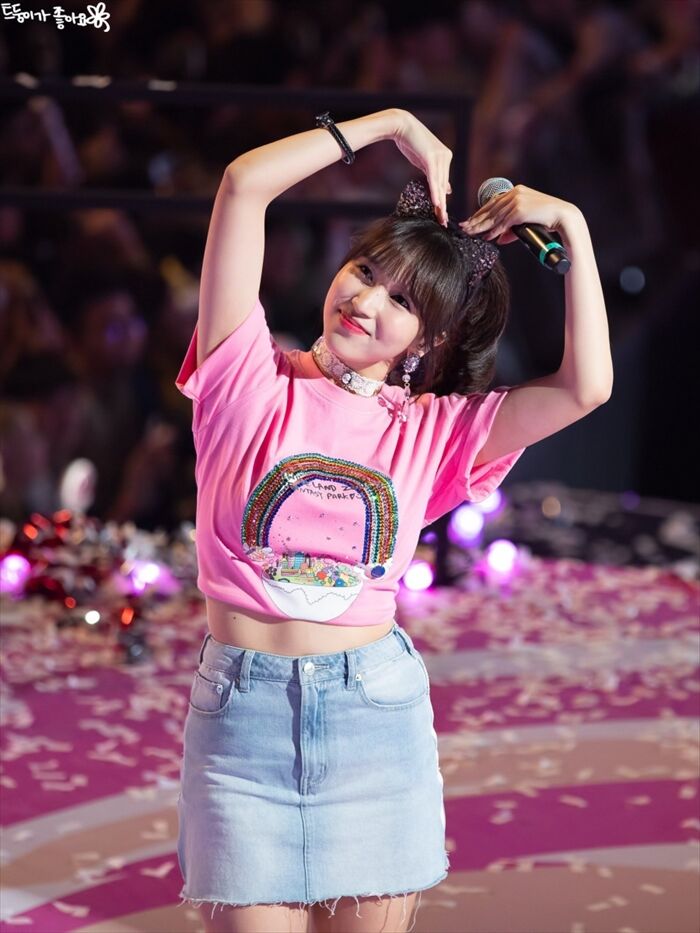 TWICE Mina's nipple pochi treasure cap over 120 erotic images that come out! 47th image