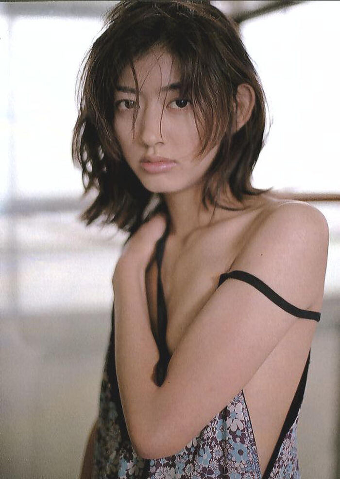 Aiko Sato Gravure Swimsuit 55 Photos 2th image