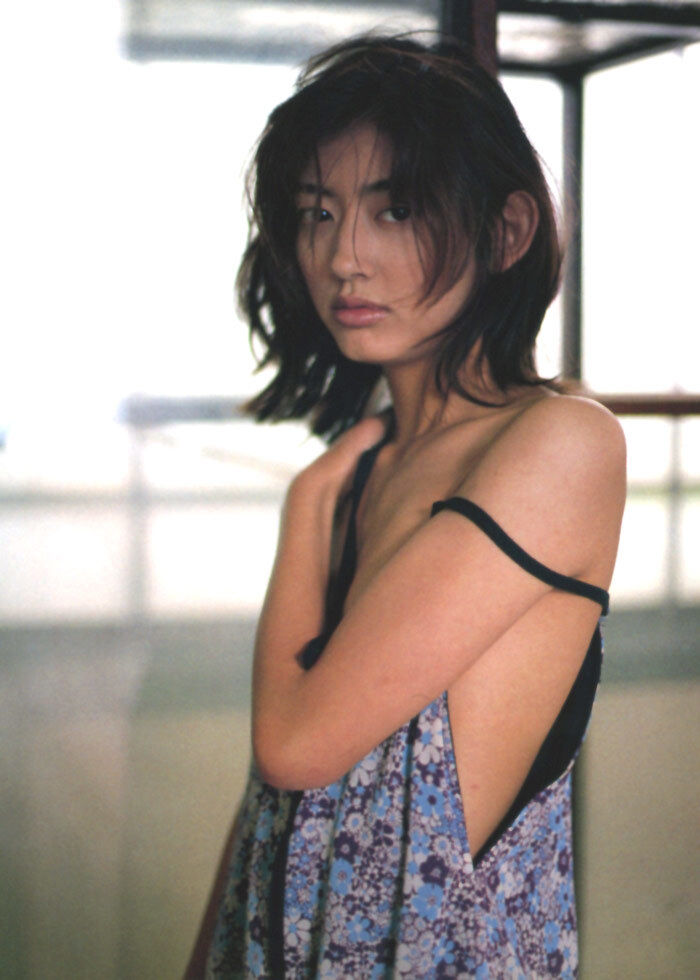 Aiko Sato Gravure Swimsuit 55 Photos 33th image