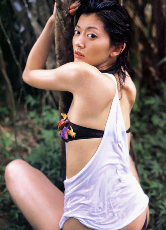 Aiko Sato Gravure Swimsuit 55 Photos 36th image