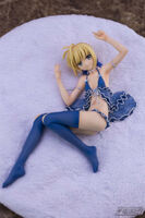 【Image】Mr./Ms. wearing clothes that barely hide her nipples and showing her Elloy boobs wwww