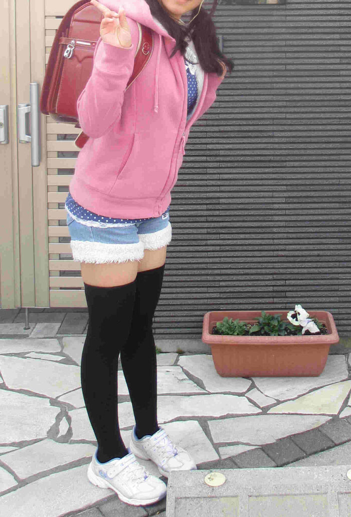 【Image】Natural JS High Grade Bukkake Tempting Erotic Erotic Thigh Ball wwww 2th image