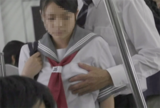[Erotic GIF] When busty JK gets on a crowded train, there is a high probability that this will happen ...