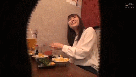 Gachina Nampa at the tavern ... Gonzo GIF image of taking home an arasa girl who was eating alone 2th image