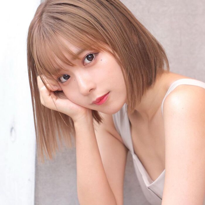 46 swimsuit images including the latest gravure 38th image