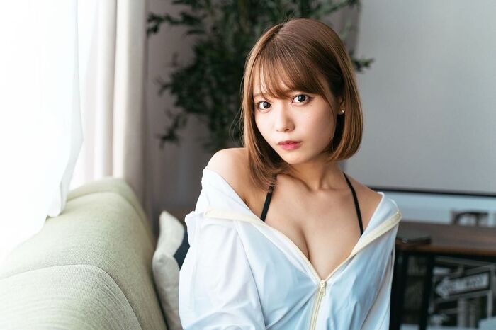 46 swimsuit images including the latest gravure 42th image
