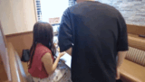 Picking up a married woman Mr./Ms. who is having lunch while drinking alcohol from midday ... GIF image of mom friends competing for