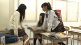 - Seeing my classmate's panchira ... Carnivorous girl who was excited to be seen by a boy ● Raw sex GIF image