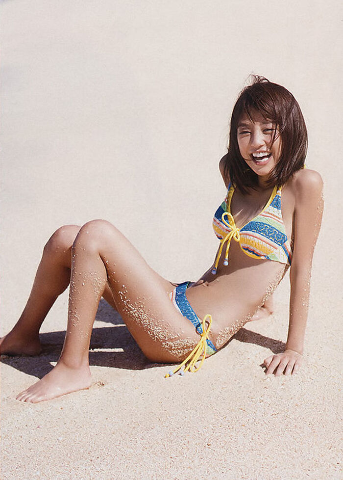 Maki Okazoe 48 swimsuit images including the latest gravure 11th image