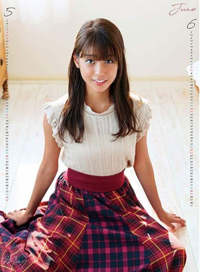 Maki Okazoe 48 swimsuit images including the latest gravure 38th image