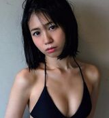 9 swimsuit images including the latest gravure by Meron Yamaguchi
