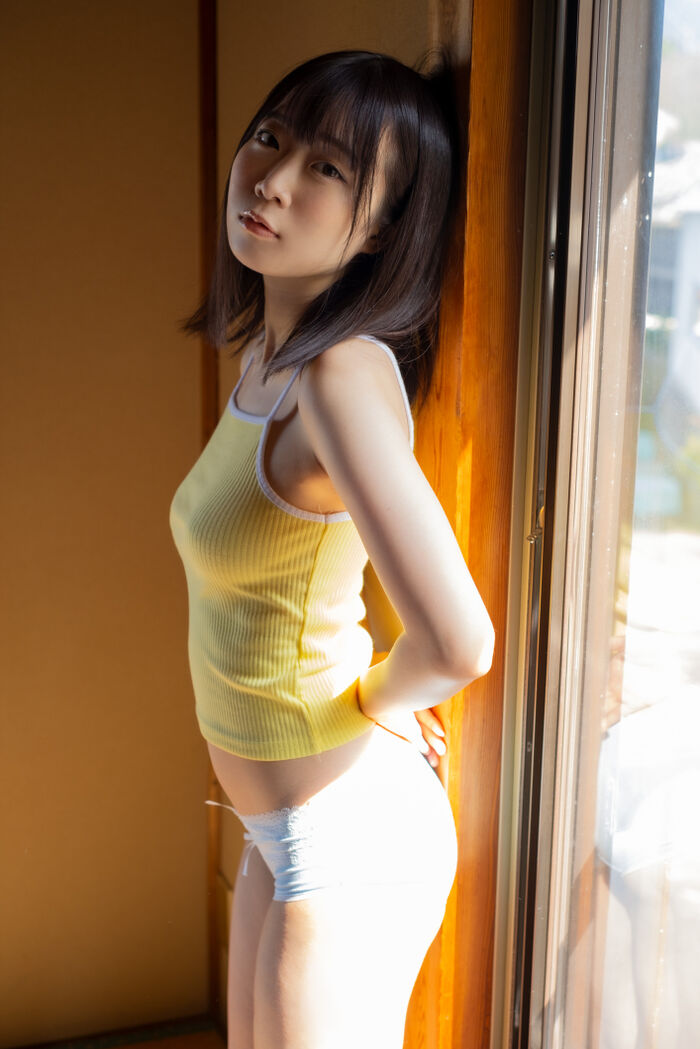 Mao Watanabe is nasty with a neat appearance ... Nude image of a lewd girl who loves thick cocks 4th image