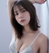 Murphy Hana 42 swimsuit images including the latest gravure