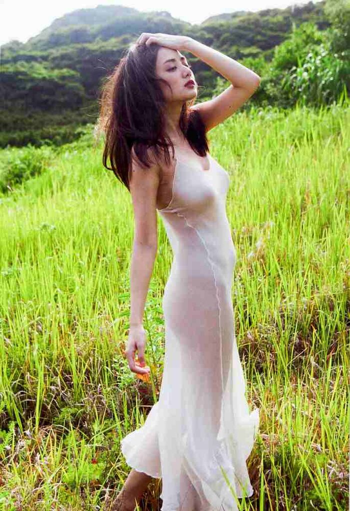 Moemi Katayama 50 gravure swimsuit images (2) 31th image