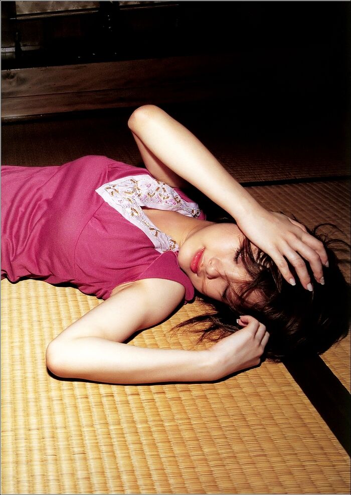 Aya Ueto 56 gravure swimsuit images (1) 28th image