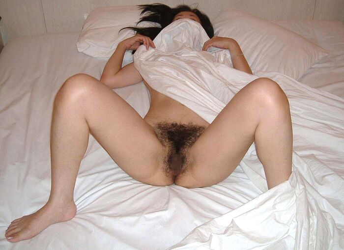 - Man hair and ass hair are orders of magnitude different! The dick of a bristly girl is too obscene and dangerous ... Amateur maniac bristle image 11th image
