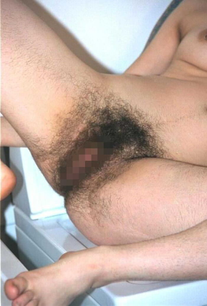 - Man hair and ass hair are orders of magnitude different! The dick of a bristly girl is too obscene and dangerous ... Amateur maniac bristle image 45th image