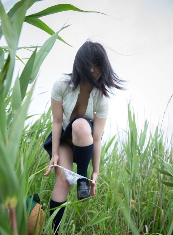 The gets a painful erection ... After all, an obscene image of a girl who is about to take off her erotic panties 16th image