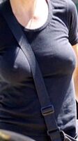 - [Paisla image] The roundness of the boobs is so nasty! Strange eroticism arouses Tasukikake girl's boobs slash ww