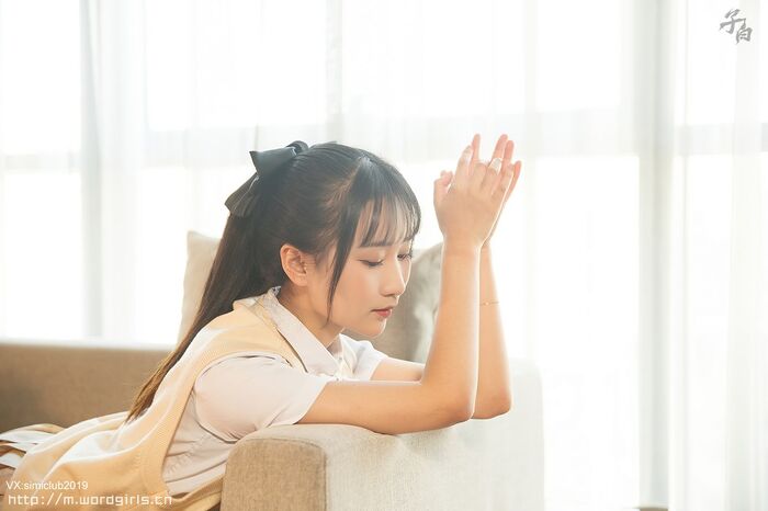 [Toutiao头条女神]No.863_嫩模婴宁清纯少女主题私房性感百褶裙秀白嫩美腿迷人写真32P 13th image