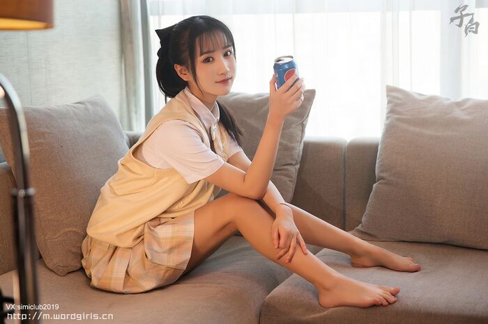[Toutiao头条女神]No.863_嫩模婴宁清纯少女主题私房性感百褶裙秀白嫩美腿迷人写真32P 2th image