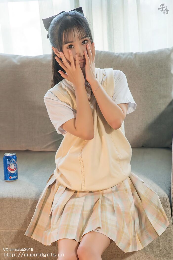 [Toutiao头条女神]No.863_嫩模婴宁清纯少女主题私房性感百褶裙秀白嫩美腿迷人写真32P 22th image