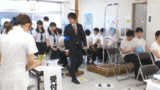 【Erotic GIF】Reiwa First Year ... New student health checkups that are already flowing out! A girl ● student who can examine the in front of a male student