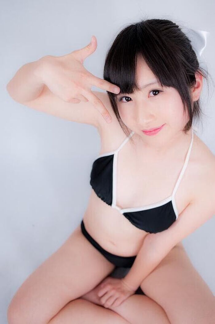 [Image] Cosplayer who inserts a foreign object into the wwwww 4th image