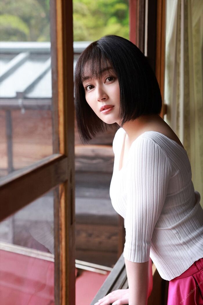 Shindo Manami 新藤まなみ 9th image