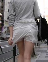 - [Sheer pan erotic image] There is no point in wearing a skirt wwww Panties transparent in the city! Underwear is transparent at the level of a www