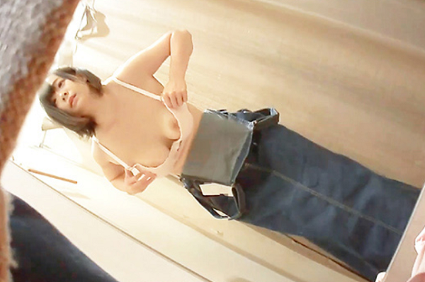 60 4K high-quality change of clothes voyeur erotic images 61th image
