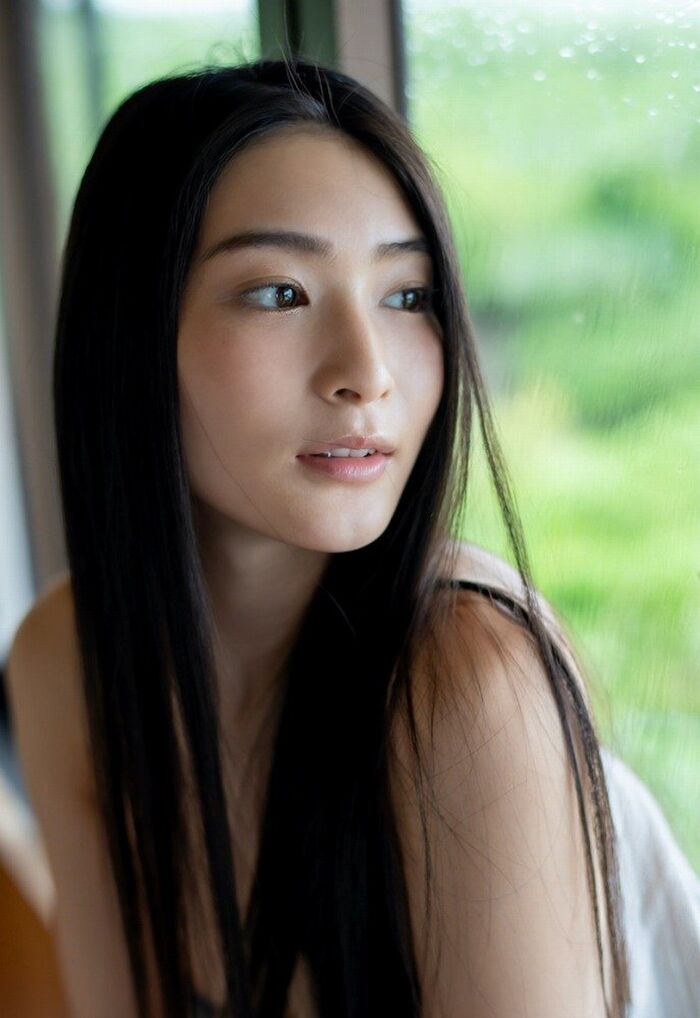 【Honjo Bell】Wild sex of a black-haired beauty like a model 2th image