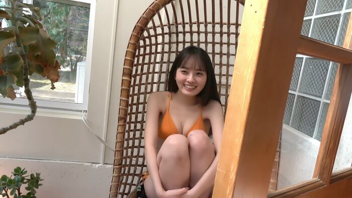 [Image] Former super popular idol lifts the ban on swimsuit gravure for the first time wwww Maina Mizuno, boldly shows off her plump bust in a bikini at Yanmaga! 6th image