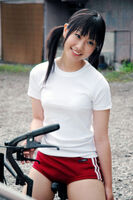 [Gymnastics clothes bloomers biting into plump thighs erotic image] Erotic image that is said to be a standard of loli cosplay called gym clothes and bloomers! It's too erotic with the bite of bloomers and plump thighs, isn't it?