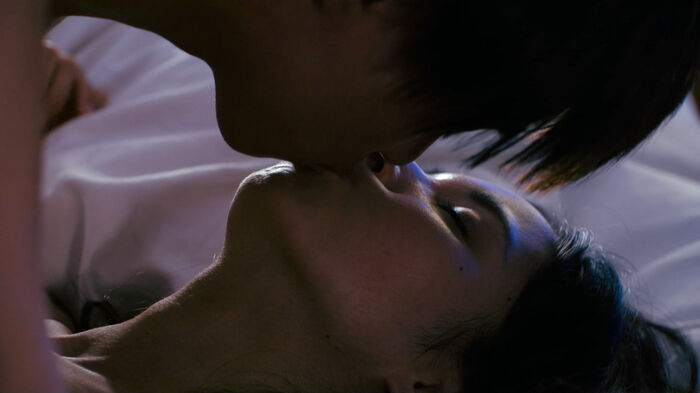 In Drama Ciguatera, Nagisa Sekimizu lifts the ban on wet places with naked buttocks exposed and nipples 13th image