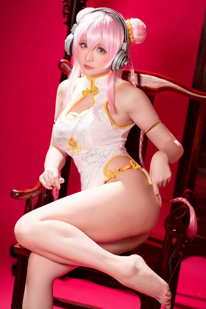 Coser 小姐姐星之迟迟索尼子旗袍主题感powder色情趣短旗袍秀翘臀美腿诱惑Photo 41P 23th image