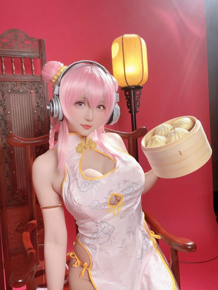Coser 小姐姐星之迟迟索尼子旗袍主题感powder色情趣短旗袍秀翘臀美腿诱惑Photo 41P 26th image