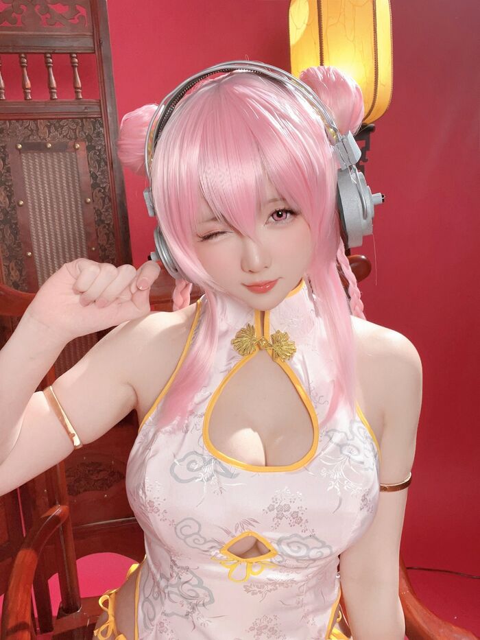Coser 小姐姐星之迟迟索尼子旗袍主题感powder色情趣短旗袍秀翘臀美腿诱惑Photo 41P 27th image