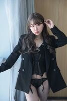 斗鱼主播小女巫露娜秋秋主题脱外衣露性感黑色蕾丝内衣配ash丝袜秀翘臀诱惑Photo 98P