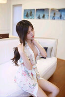 [Candy网红馆] Vol.072_ Goddess Cris_ Zhuo Ye Chi Private Cell Vacuum Sleep Clothes Semi-Dew-Loss Arrogant Gorgeous Milk Attracted Fire Mazement Photo 41P