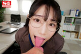 Ayaka Kawakita I'll take you to sleep at a close distance in a closed room.