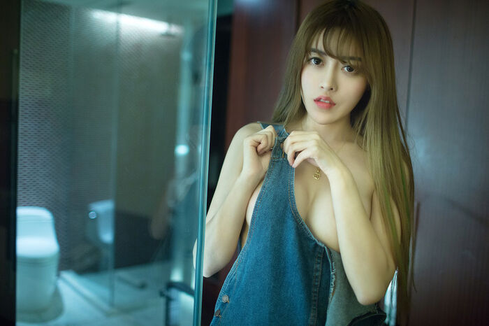 Suijō 67th Period_ Female Model Summer Breast Private Cell Erotic Photo 38P 28th image