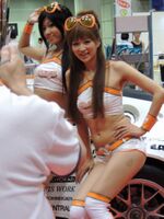 【レースクイーン&キャンペーンガールくびれ美女エロ画像】スタイル抜群でクビレがエロいレースクイーンやキャンペーンガール美女たちのエロ画像！腰回りのエロさに注目ですwww
