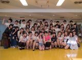[With zoom] Oh, group photo panchira ww of happiness