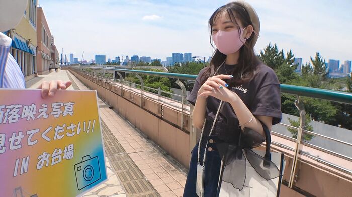 [AV image] Aina Hayashi 26 beautiful girl students who are called out in Odaiba and brought to the hotel 5th image