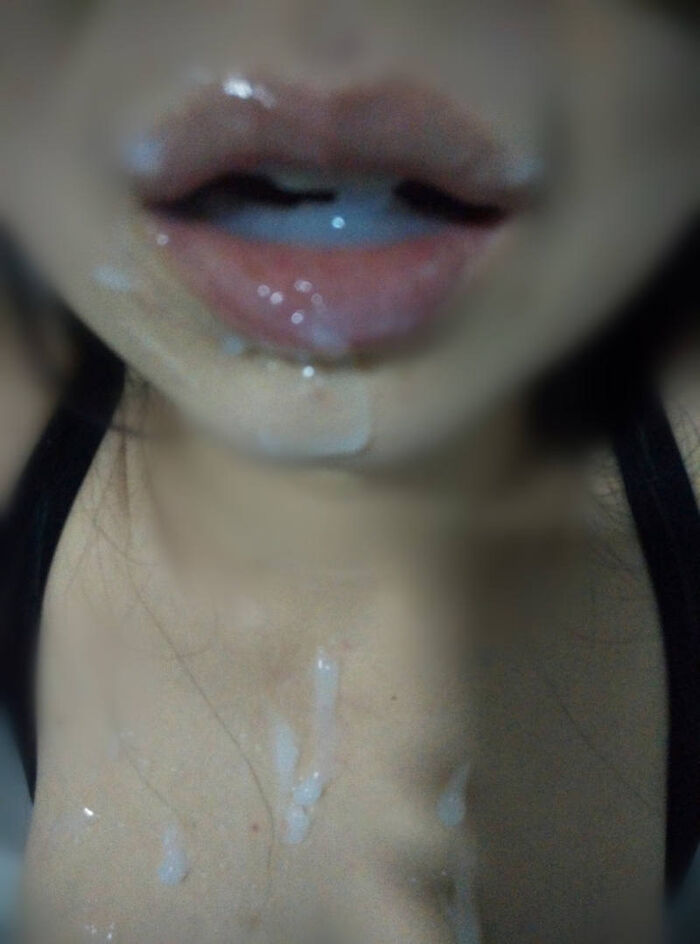 Erotic images done with semen bukkake 11th image