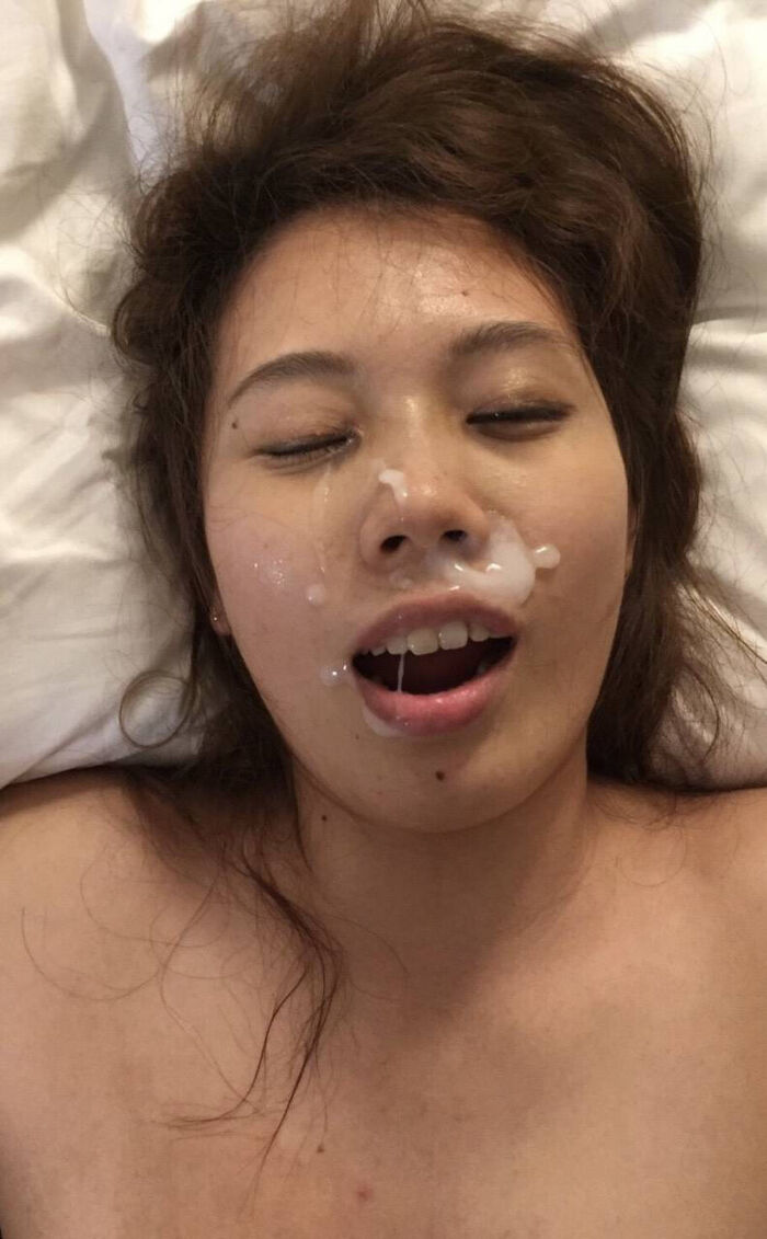 Erotic images done with semen bukkake 17th image