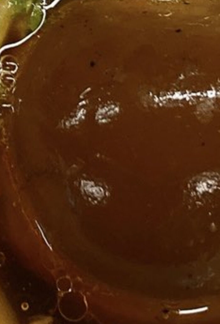 【Image】Quiz to guess whether it is the butt of a black gal or a boiled egg of ramen 5th image