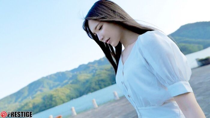 Erena Kisaragi Fair-skinned tall beautiful AV actress 71th image